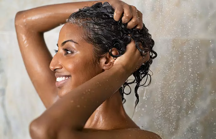 Medicated shampoos help manage itchy scalp with braids