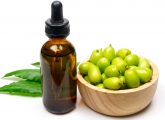 Neem Oil For Hair: Benefits, How To Use, And Side Effects