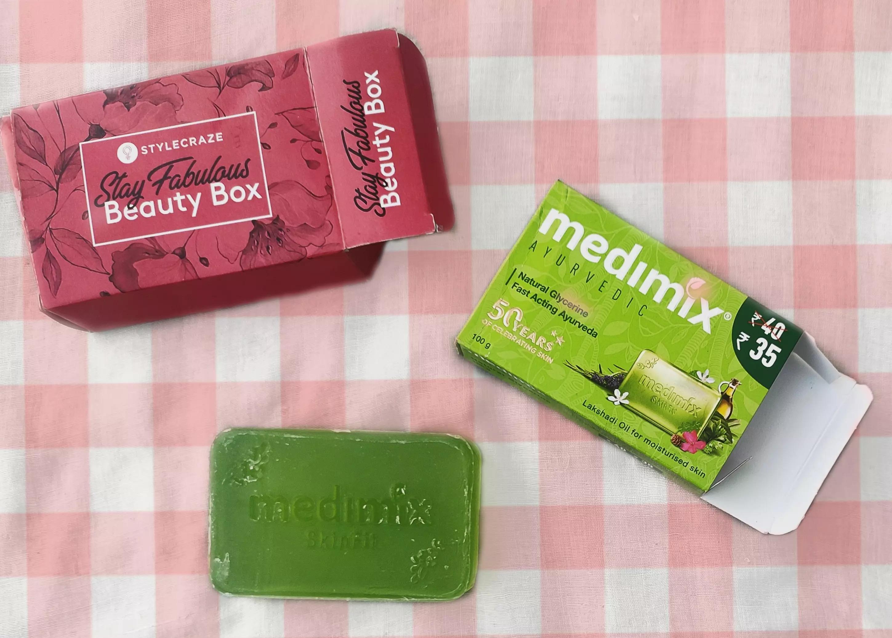 Medimix Ayurvedic Natural Glycerine soap with Lakshadi Oil Genuine Reviews From Users