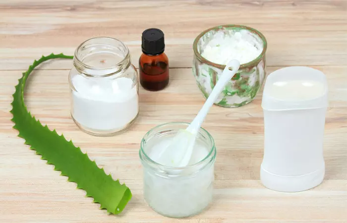 Aloe vera and coconut oil for strong hair