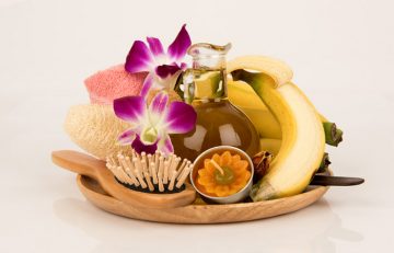Banana and olive oil for nourishing hair mask