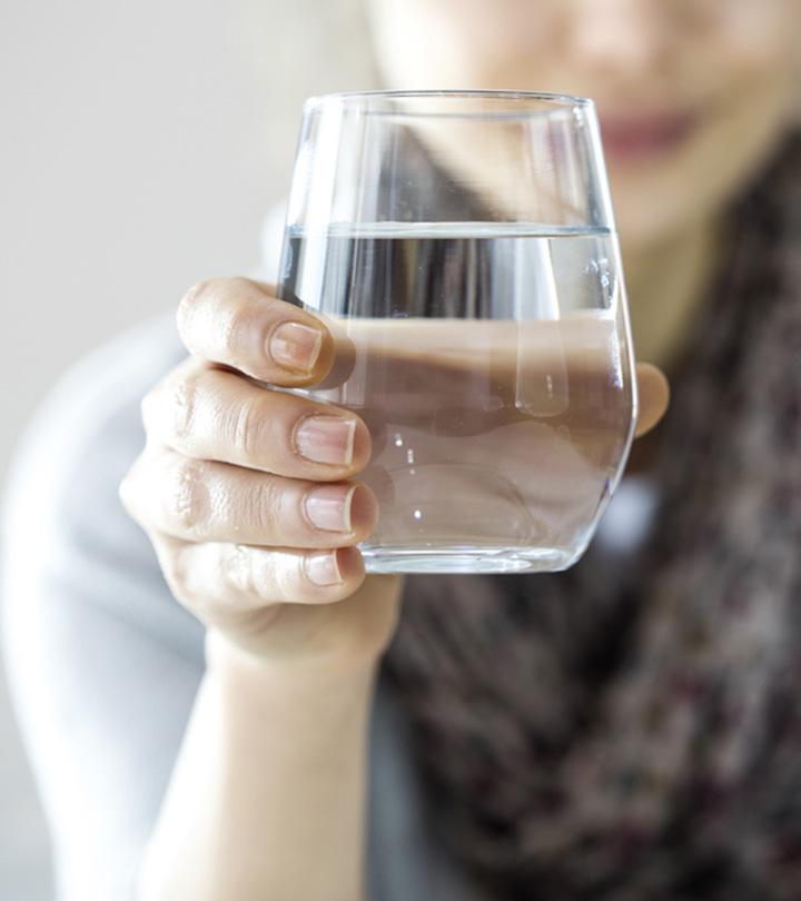 Benefits of Drinking Water on Empty Stomach in Hindi
