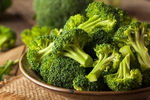 Broccoli Benefits, Uses and Side Effects in Hindi