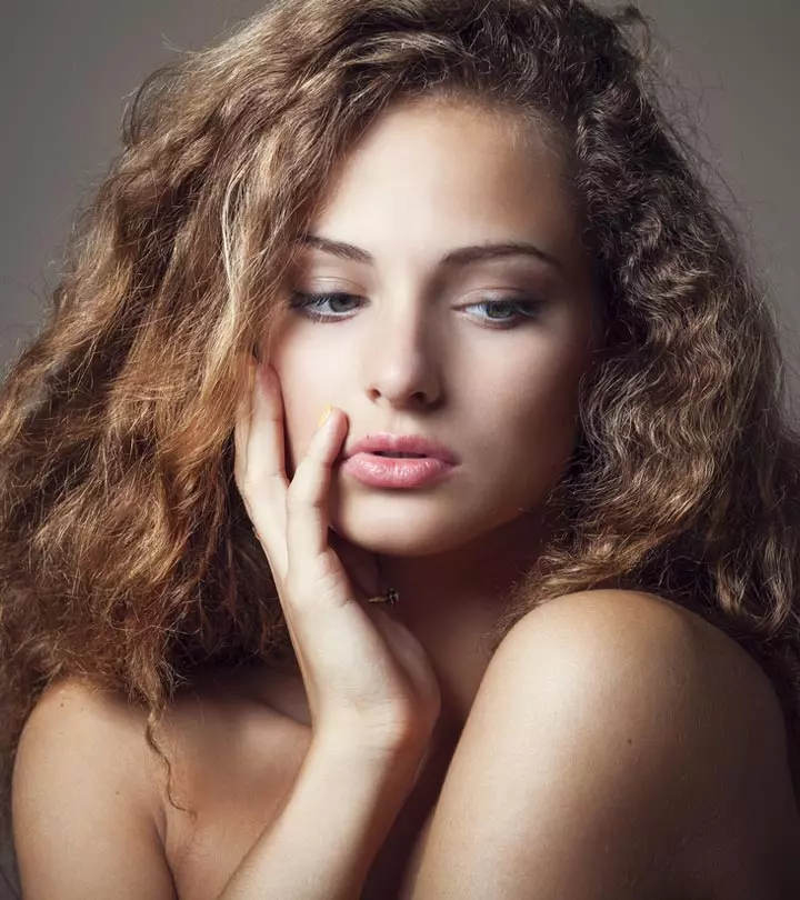How To Make Curly Hair Not Frizzy - Helpful Tips