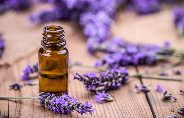 Lavender essential oil may help relieve scalp itch.