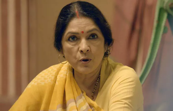 Neena Gupta In Panchayat