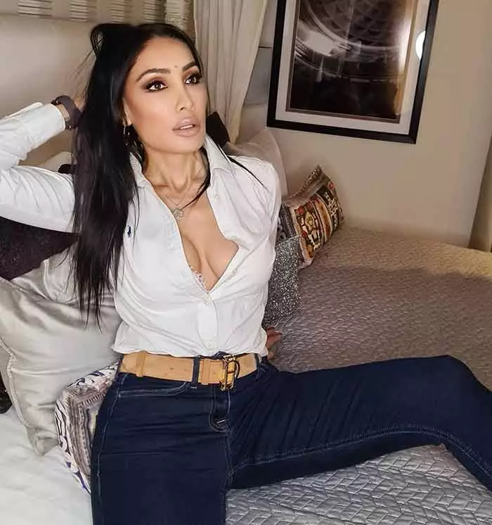 Sofia Hayat
