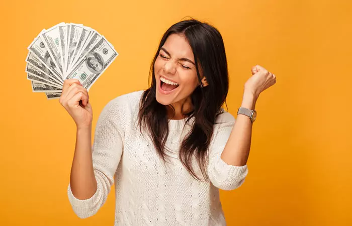 When You Get Paid On Day 1 And Splurge Your Money