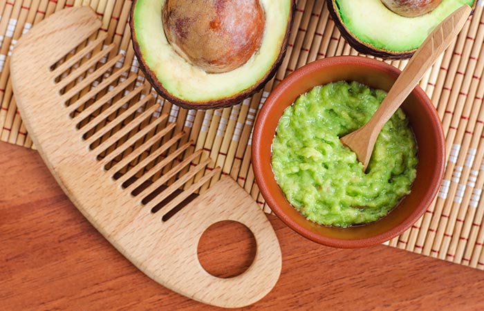 Avocado hair mask to treat heat-damaged curly hair