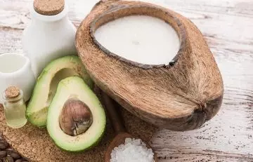 Avocado and coconut oil to give curls extra shine