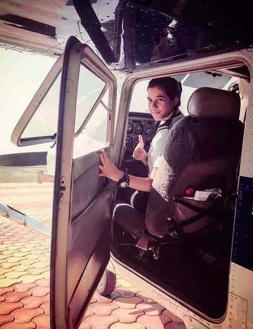 Ayesha Aziz Of Kashmiri Heritage Soars To New Heights As India’s Youngest Female Pilot