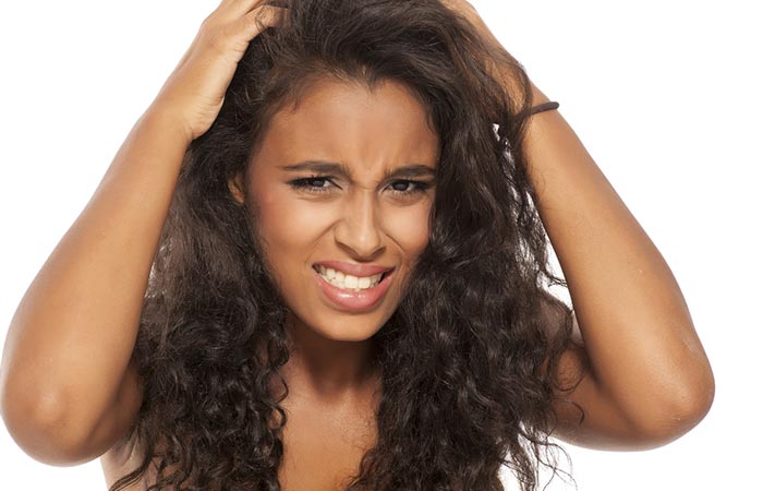 How Do You Treat A Dry Scalp And Oily Hair?