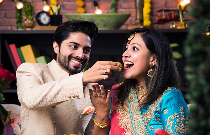 Hindi shayari for 25th wedding anniversary