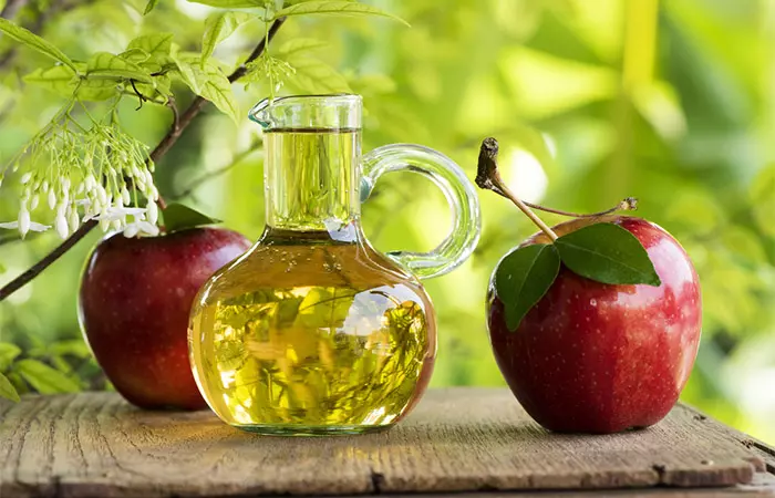 Use apple cider vinegar for head lice