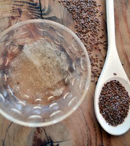 How To Make DIY Flaxseed Gel For Curly Hair
