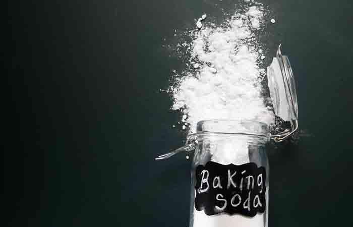 Baking soda to remove semi-permanent hair dye