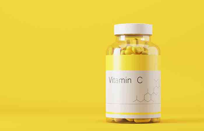 Vitamin C tablets for removing semi-permanent hair color
