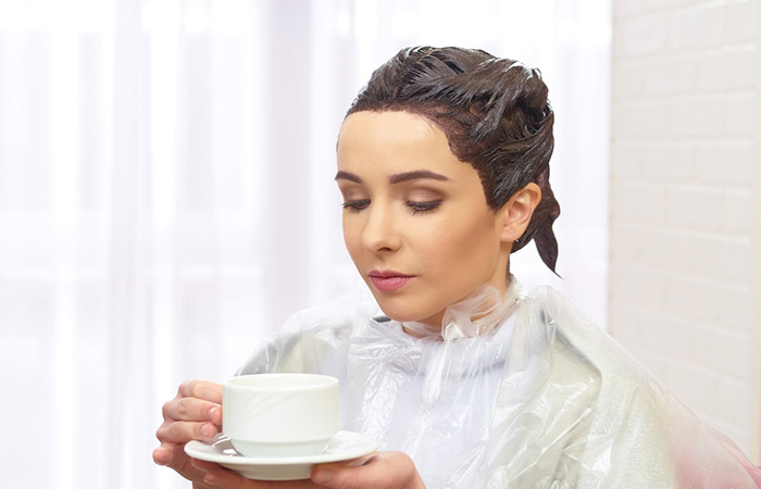 Coffee Hair Dye - How To Apply And Benefits