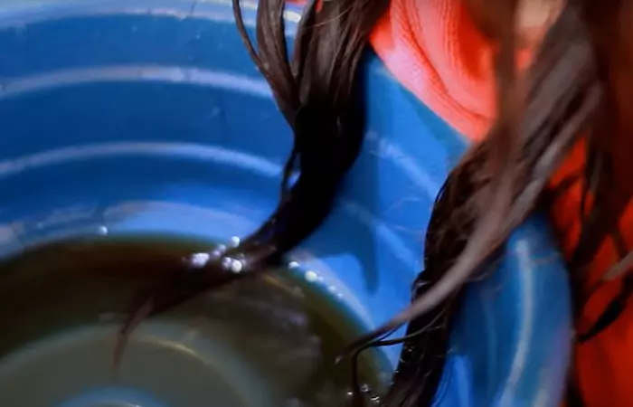 Wash your hair with coke step 3