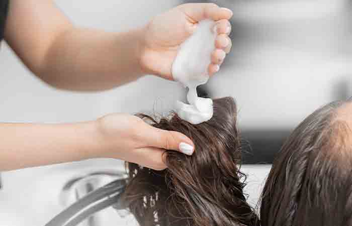 Best Ways To Moisturize Your Hair