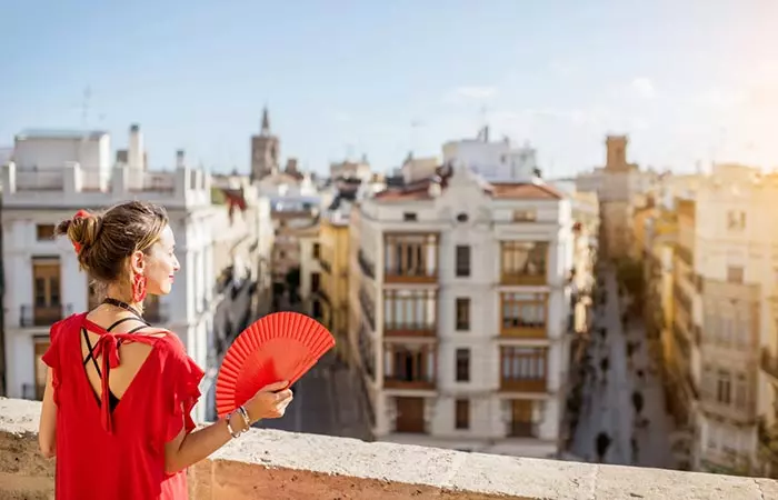 Buy-A-Couple-Of-Hand-Fans