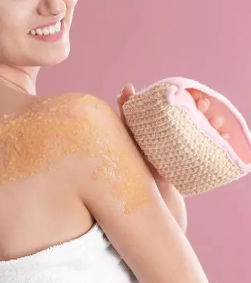 Exfoliate And Cleanse Your Skin With The 11 Best Loofahs Of 2021