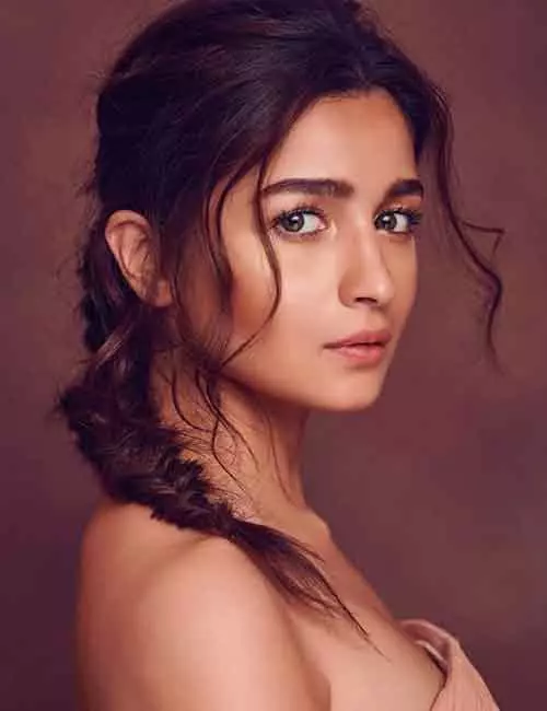 Nude Lipstick Is Timeless