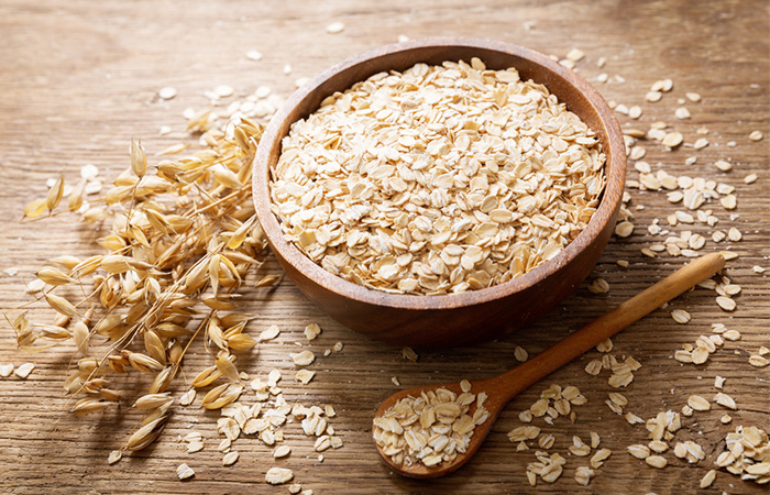 Oatmeal as a natural remedy to treat darken skin around mouth.