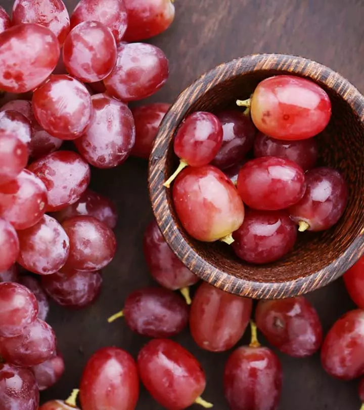 Red Grapes Benefits and Side Effects in Hindi