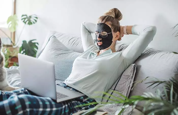Slap-On-A-Sheet-Mask