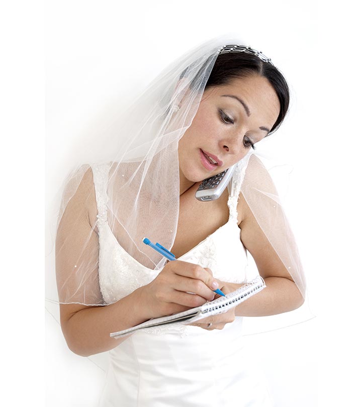 11 Smart Wedding Planning Hacks For The Career-Oriented Bride