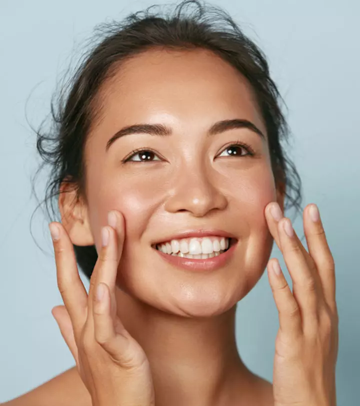 A woman with astaxanthin for skin