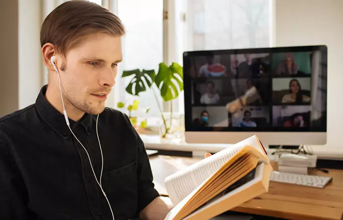 Join An Online Book Club