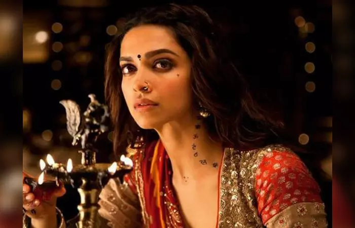 Leela Sanera In Goliyon Ki Rasleela Ram-Leela Deepika Padukone