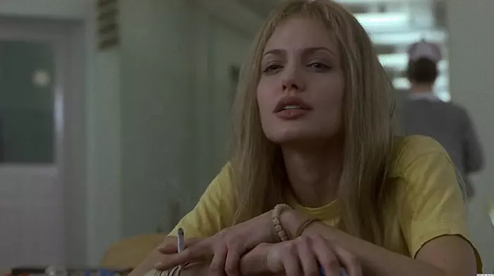 Angelina Jolie As Lisa Rowe In Girl