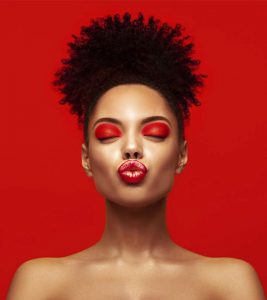 11 Best Drugstore Long-Wearing Lipsti...