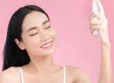 10 Best Setting Sprays For Acne-Prone Skin To Check Out In 2022