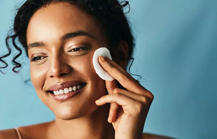 Follow A Daily Cleansing, Toning, And Moisturizing Routine
