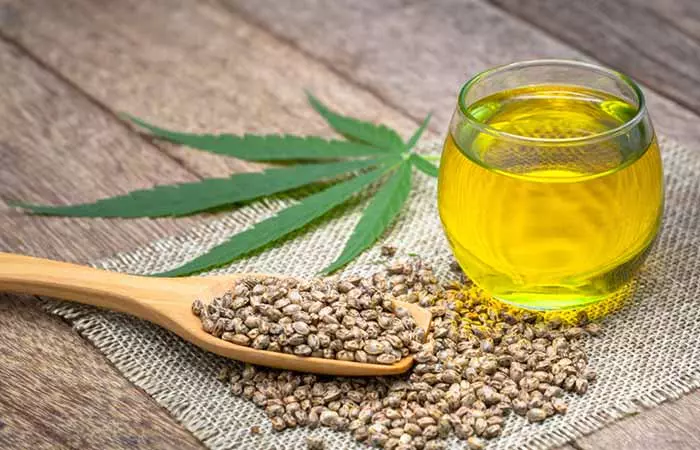 Hempseed oil to improve eczema scars