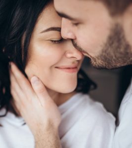 How To Build Emotional Intimacy In Your Relationship