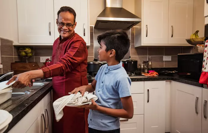 Involve Both Kids In The Household Chores