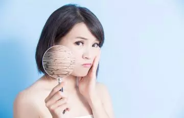 Woman with dry skin may benefit from amino acids