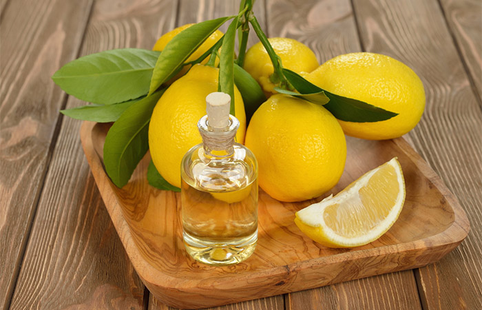 Lemon essential oil for skin tags