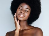 What Causes Shiny Skin? How To Deal With It