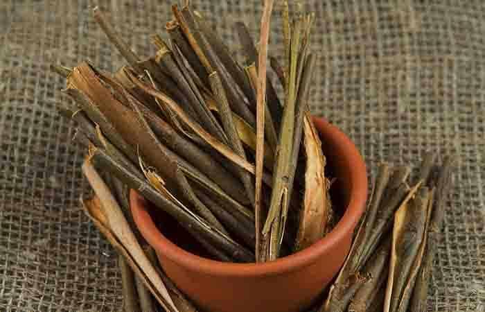 6 Benefits Of Willow Bark Extract For The Skin & How To Use It