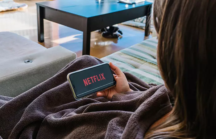 Watch movies or web series on Netflix together