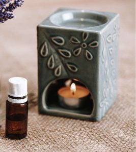 7 Best Massage Oil Warmers Of 2021 For Self-Indulgence