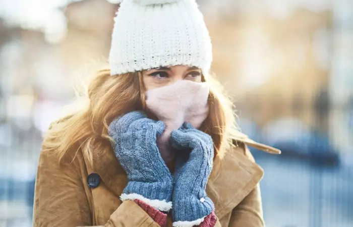 Cover Up Your Hands During Cold Weather