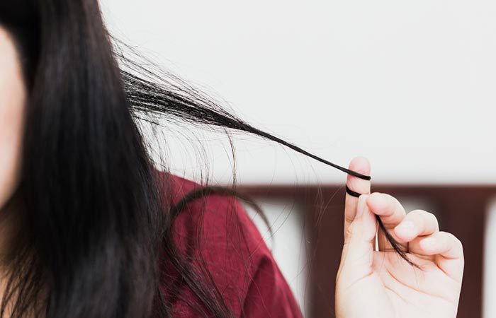 Scalp Popping Or Hair Cracking: What Is It? Is It Safe For Your Hair?