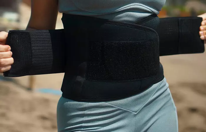The slimming belt takes off inches after pregnancy